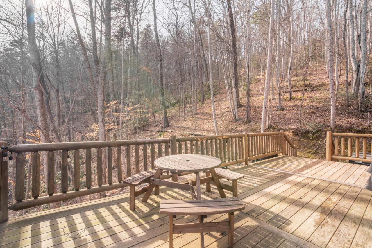 Moonshine Ridge Cabin With Hot Tub And Fire Pit Pigeon Forge Esterno foto