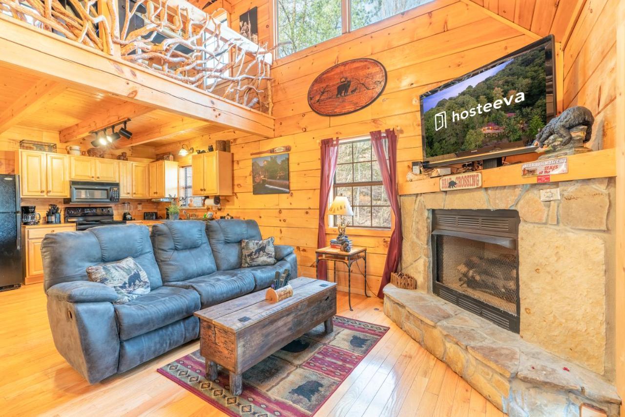 Moonshine Ridge Cabin With Hot Tub And Fire Pit Pigeon Forge Esterno foto