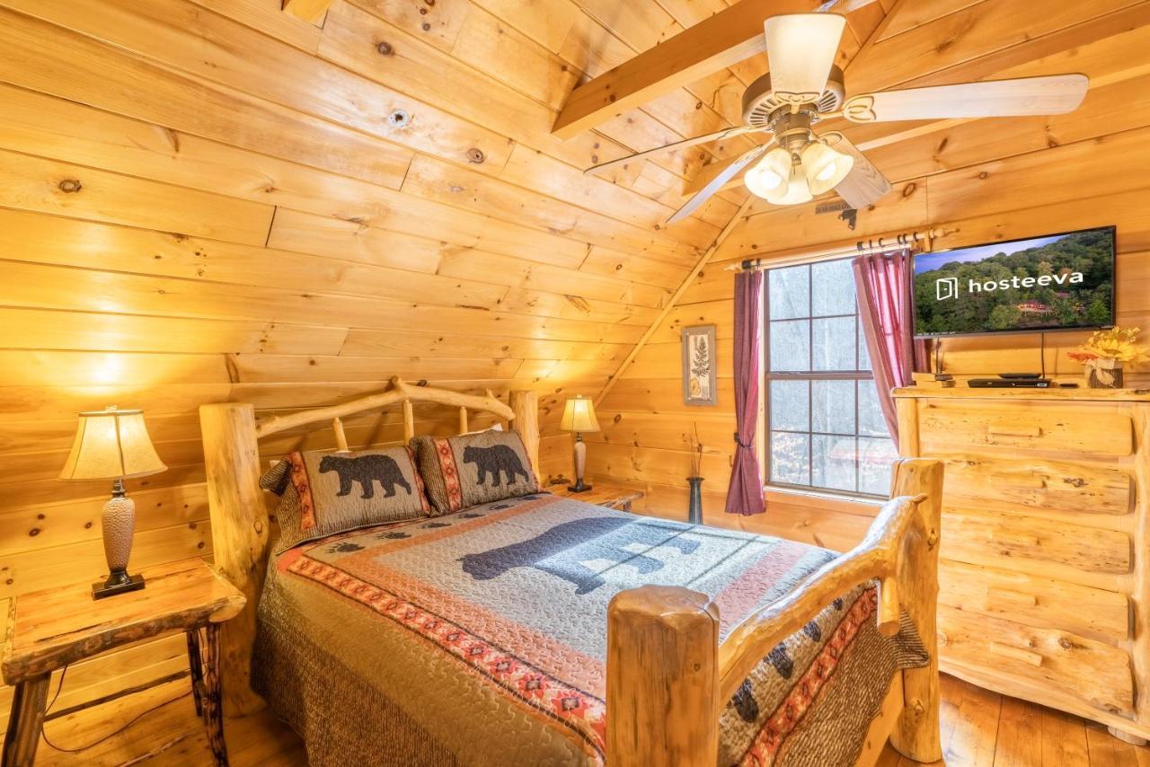 Moonshine Ridge Cabin With Hot Tub And Fire Pit Pigeon Forge Esterno foto