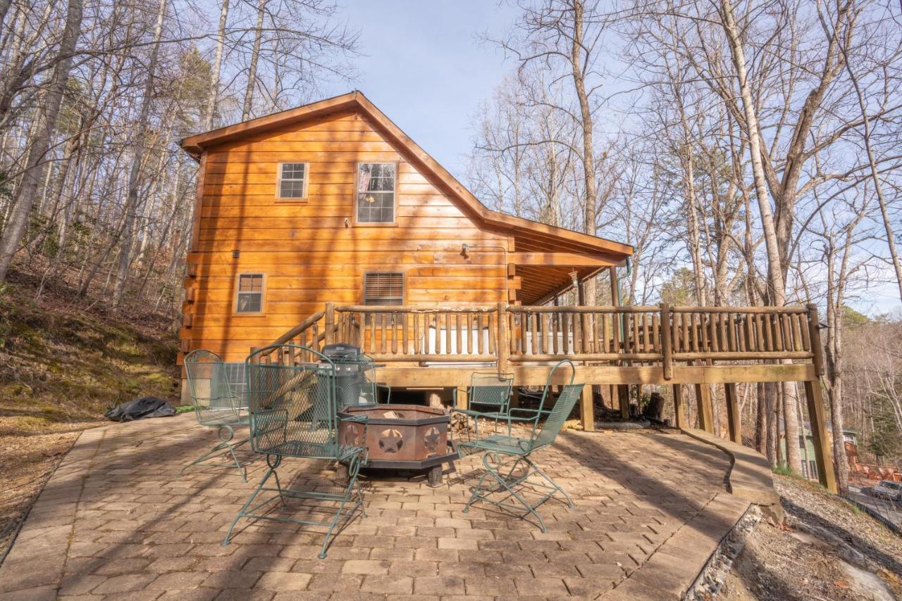 Moonshine Ridge Cabin With Hot Tub And Fire Pit Pigeon Forge Esterno foto